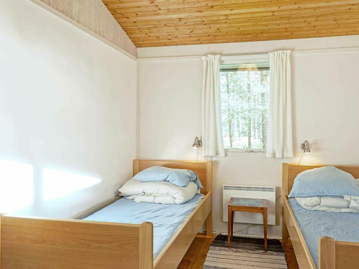 6 Person Holiday Home In Aakirkeby Vester Sømarken Kültér fotó